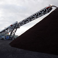 Mobile telescopic conveyor